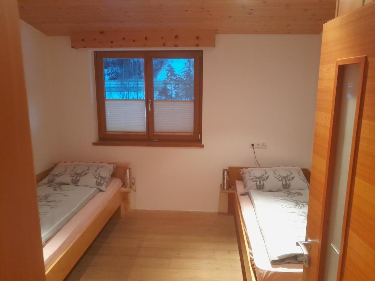 Haus Hotz Apart Talblick Grins Exterior photo