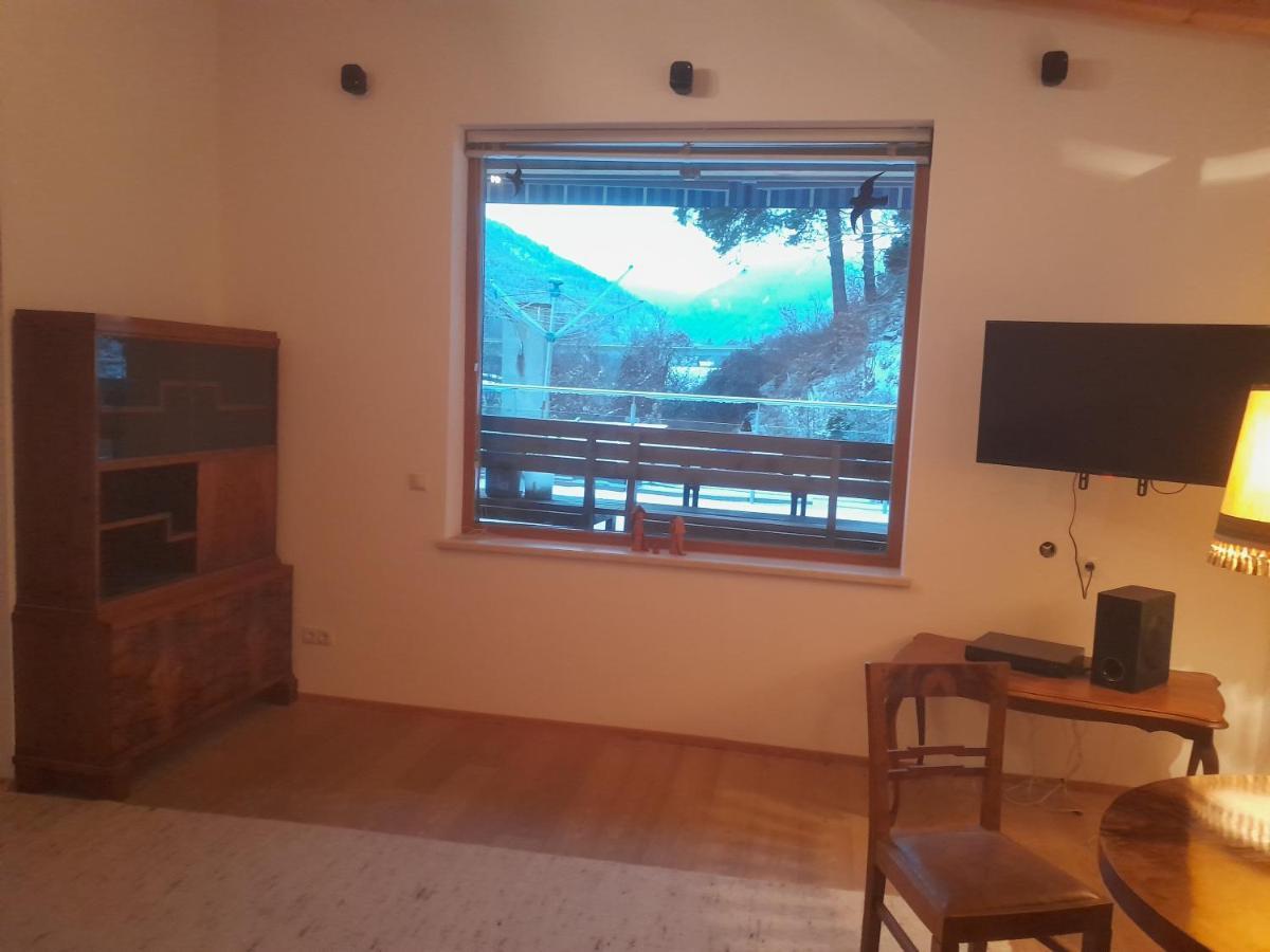 Haus Hotz Apart Talblick Grins Exterior photo